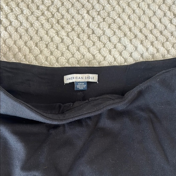 American Eagle Outfitters Black Skirt - Picture 2 of 3